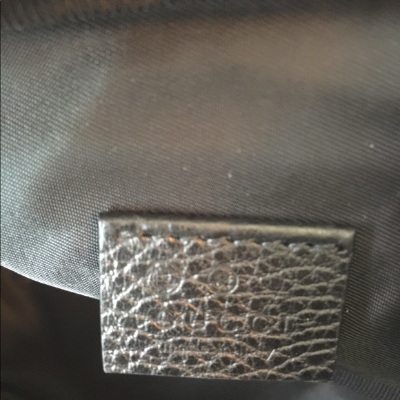 Gucci Toiletry Bag - Picture 4 of 8